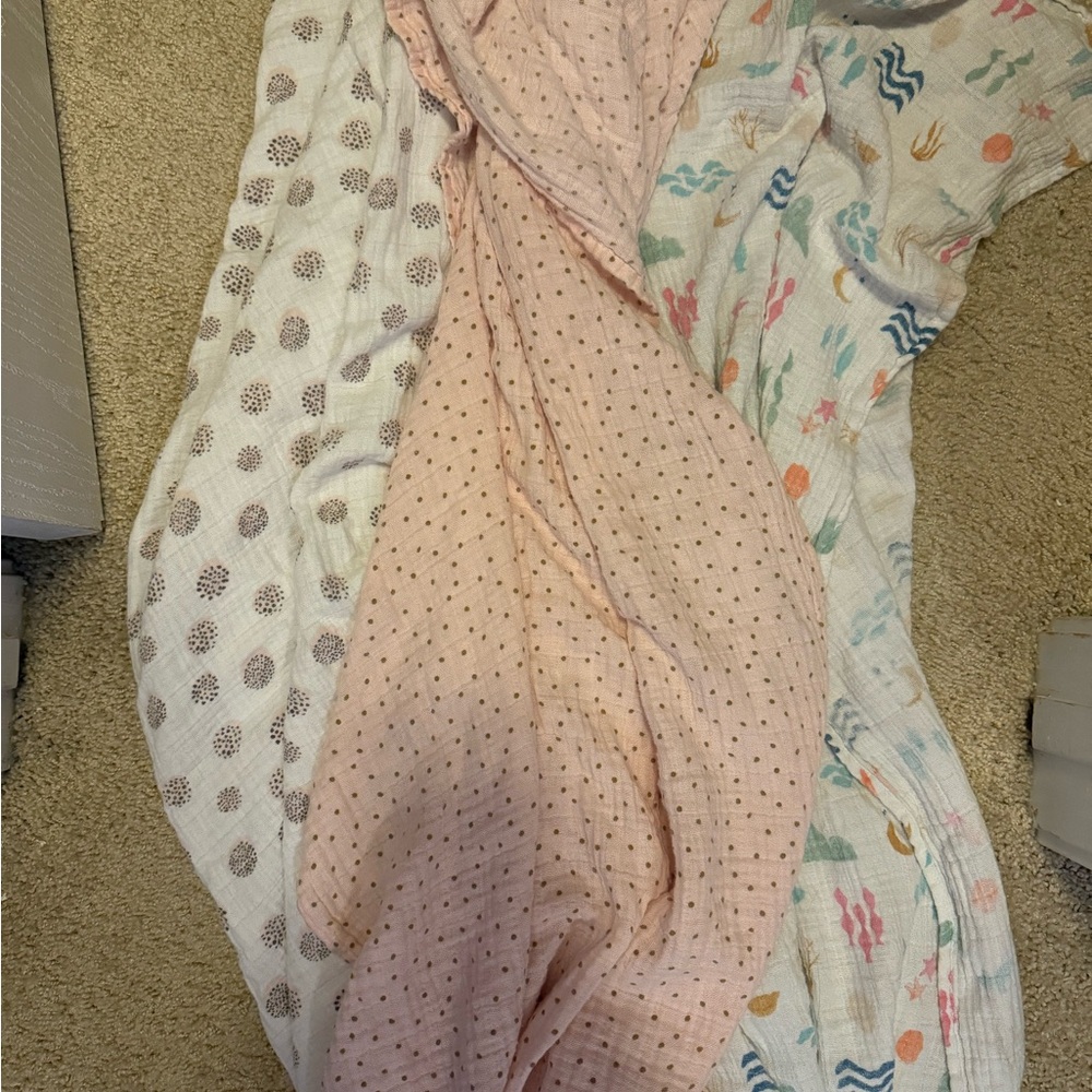Aden + Anais Muslin Swaddles